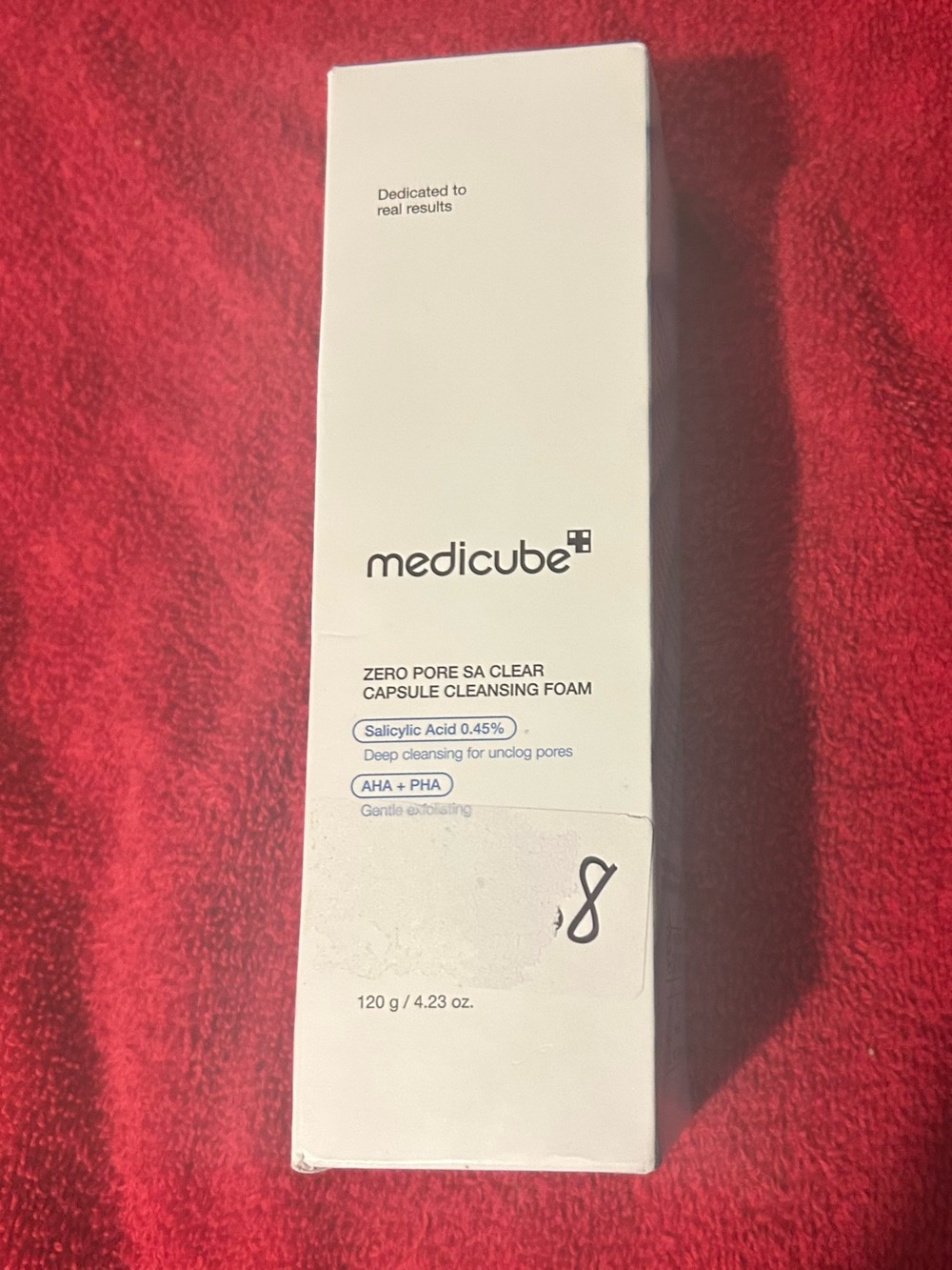 Medicube Zero Pore SA Clear Capsule Cleansing Foam — White
